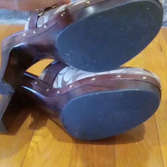 Vintage Coach "Ivy"Clogs - Picture 5 of 11